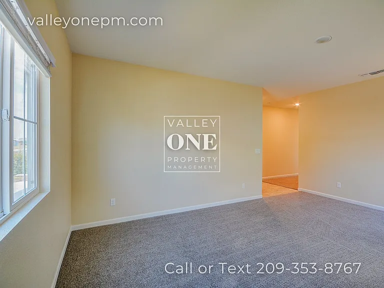 637 Mansfield Dr — Photo 10