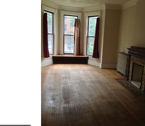 2nd image of 801 7th St SE