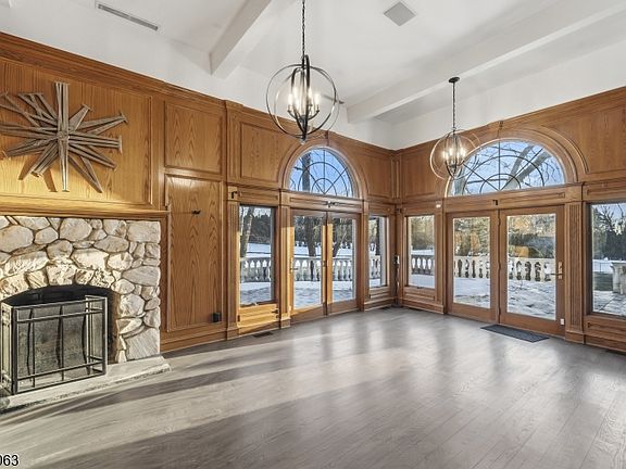 4th image of 99 Ogle Rd