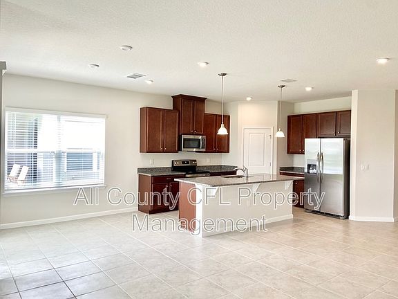 5th image of 5550 Toulouse Ln