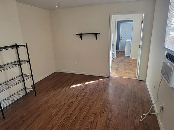 4th image of 2917 Saint Peter St