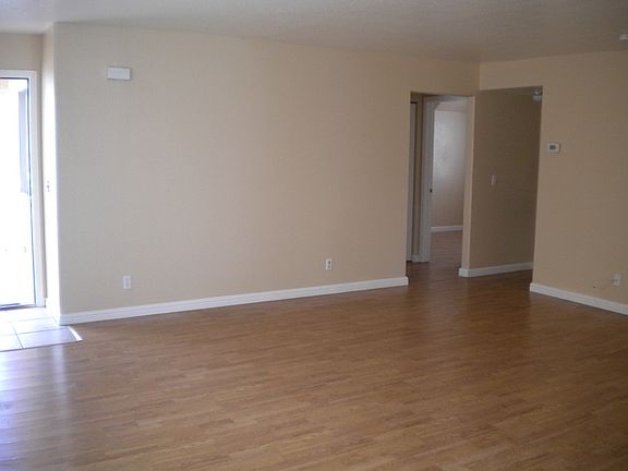 5th image of 8053 Celestial Ave Unit 101