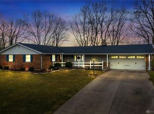 1021 Shirley Dr, Xenia, OH 45385