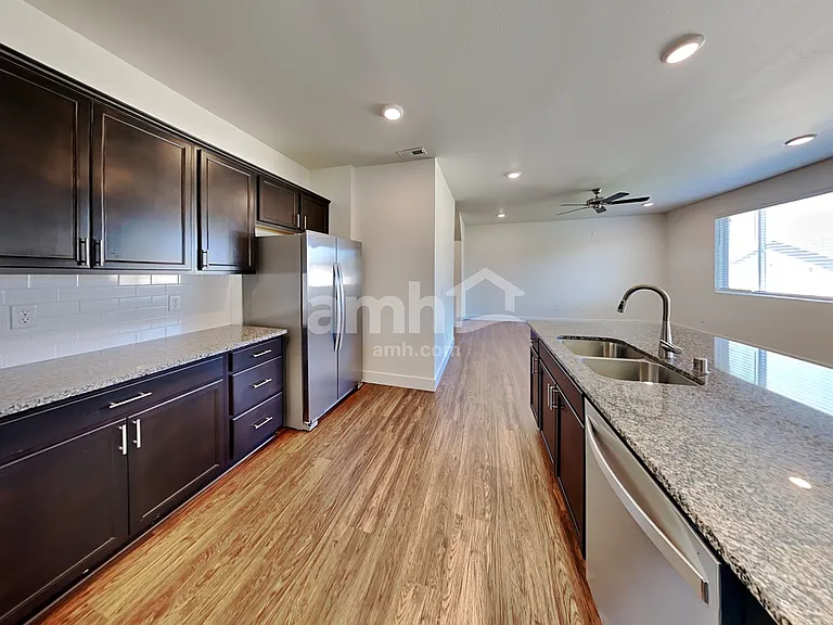 1620 192nd Street Ct E — Photo 3