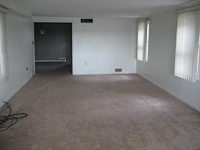 2nd image of 7814 Long Island Ct