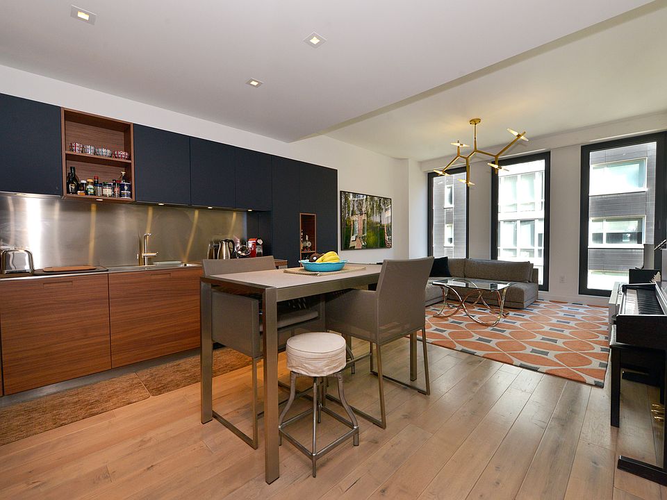 1st image of 15 Renwick St APT 503