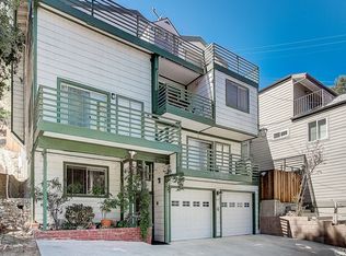 4647 Ensenada Dr, Woodland Hills, CA 91364