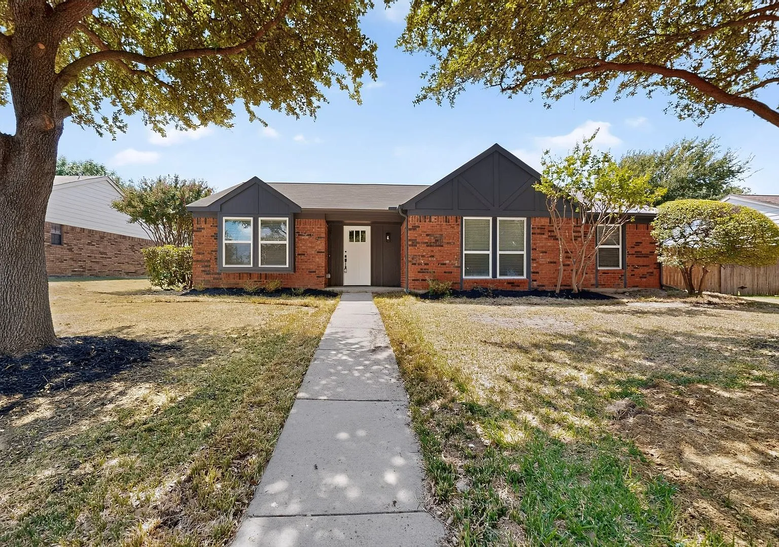 Newly Renovated Home In Coppell — Photo 3