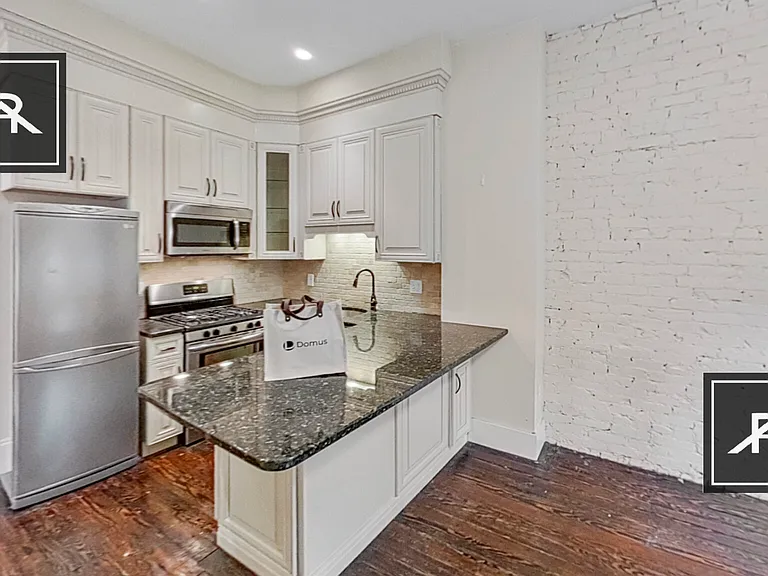 4 Carmel St #1 — Photo 1