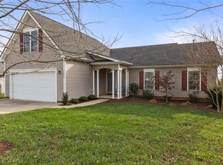 3708 Shadow Ridge Dr, High Point, NC 27265