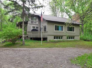 12602 316th St, Lindstrom, MN 55045