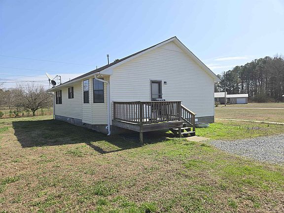 4th image of 611 County Road 1535
