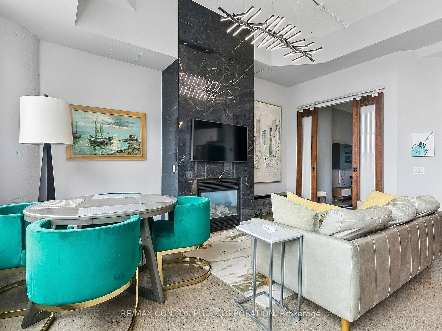 2 bed, $4,000 — Photo 2