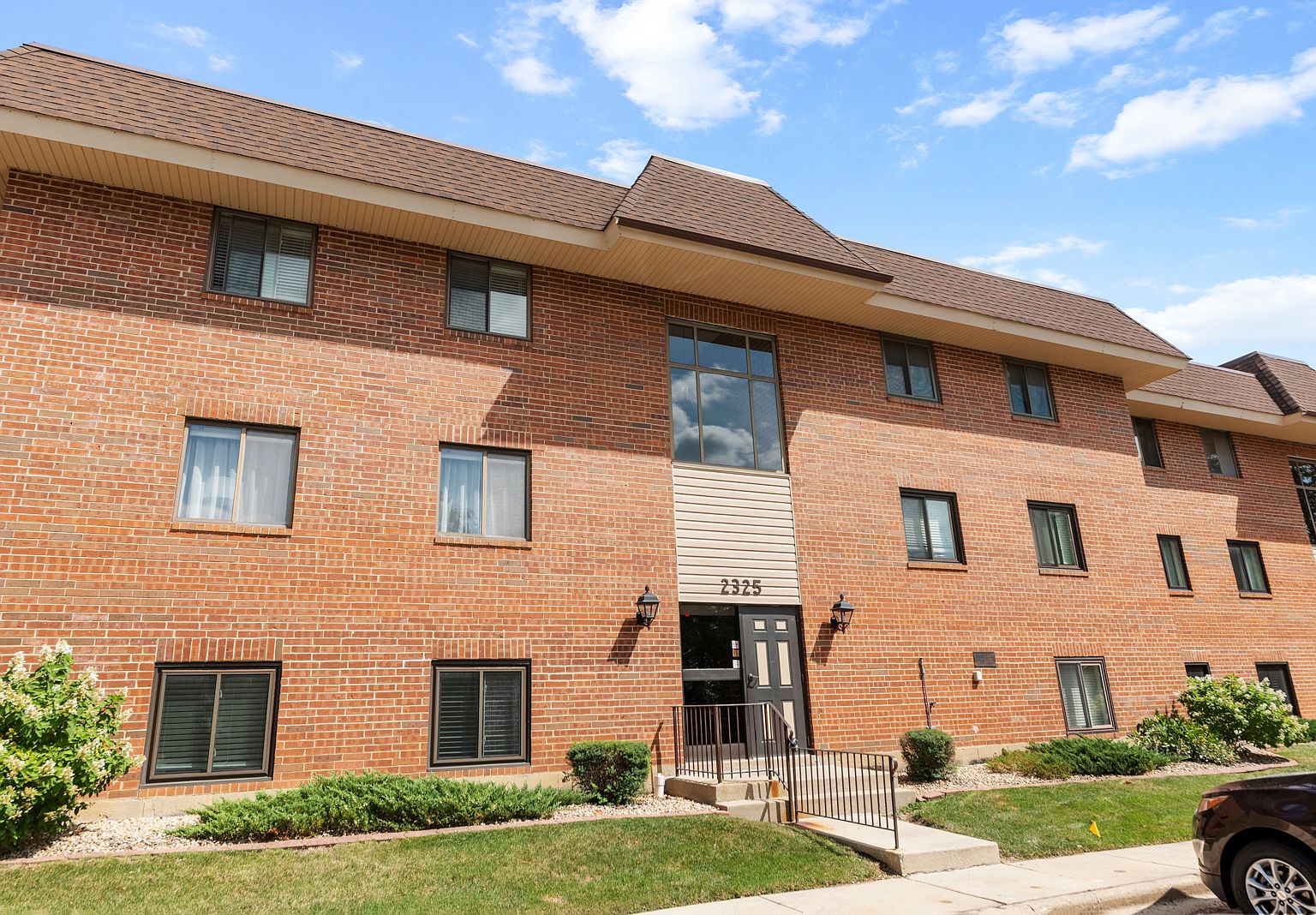 Lombard Street Entrance Fee, Opening Hours & More Lombard Street Entrance Fee, Opening Hours & More