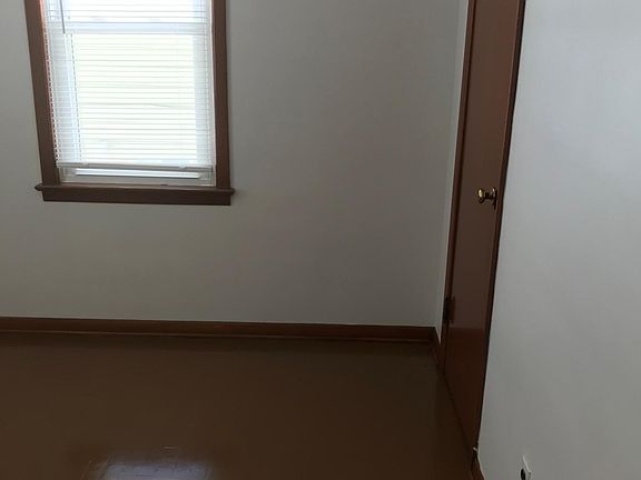 2nd image of 13701 Oakview Blvd