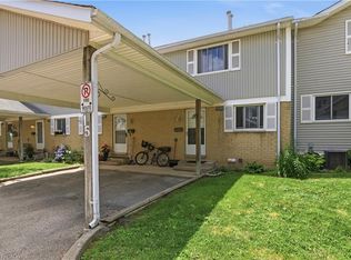 255 Northlake Dr #15, Waterloo, ON N2V 1Z2