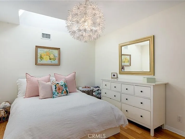 2112 Dover Dr — Photo 30