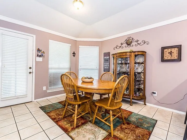 9809 Coolidge Dr — Photo 10