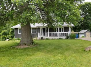 4130 Oak Point Rd, Lorain, OH 44053