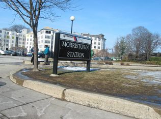 10 King St APT 4, Morristown, NJ 07960