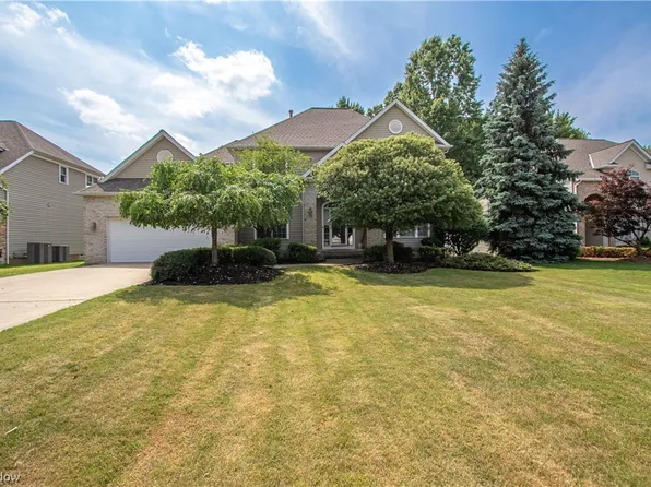 474 Wordsworth Ct, Richmond Heights, OH 44143