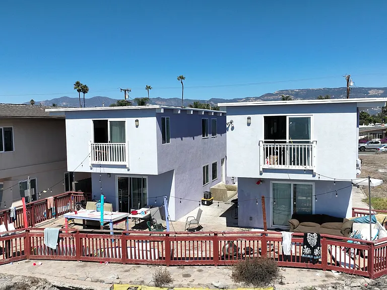 6741 Del Playa Dr — Photo 17