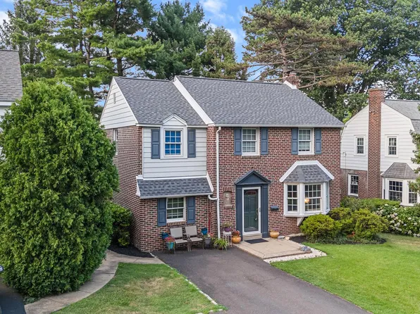2017 Maplewood Ave, Abington, PA 19001