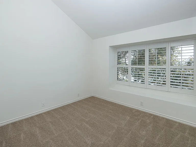 4450 Antigua Way — Photo 15