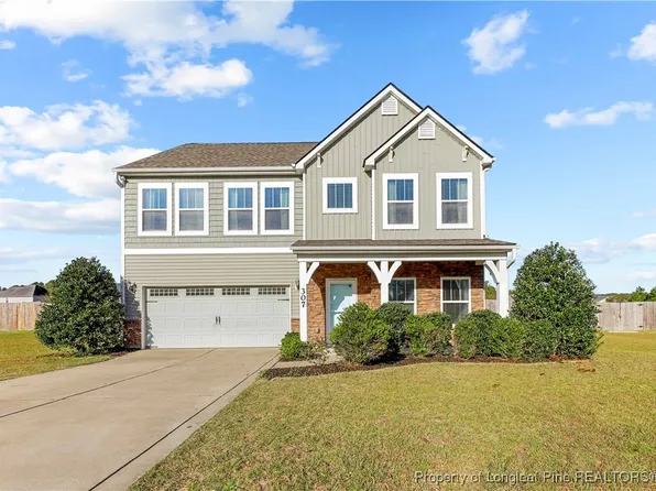 307 Feathers Ln, Raeford, NC 28376