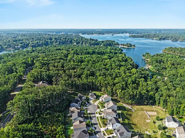 16226 Fieldstone Trce, Charlotte, NC 28278