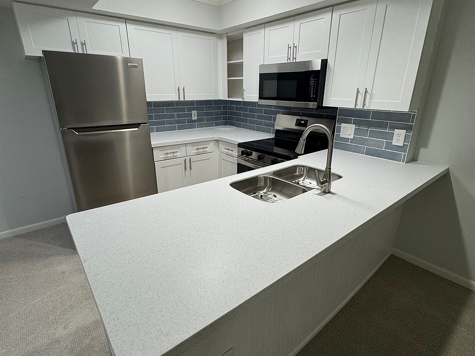 1st image of 100 Fairway Park Blvd Unit 1108