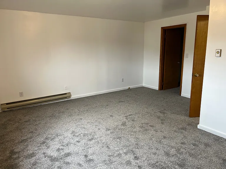 309 W Main St #4 — Photo 9