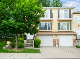 9567 S Hidden Point Dr, Sandy, UT 84070