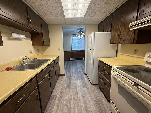 5th image of 1116 2nd St SE #1