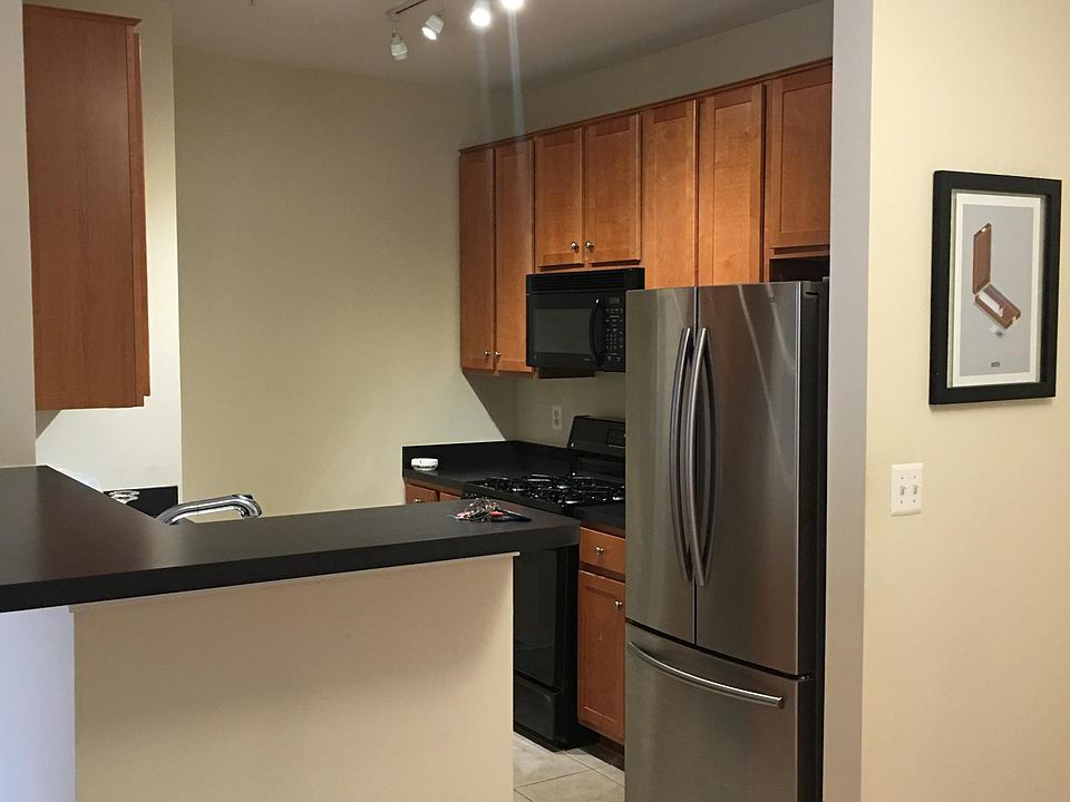 1st image of 4862 Eisenhower Ave Unit 362