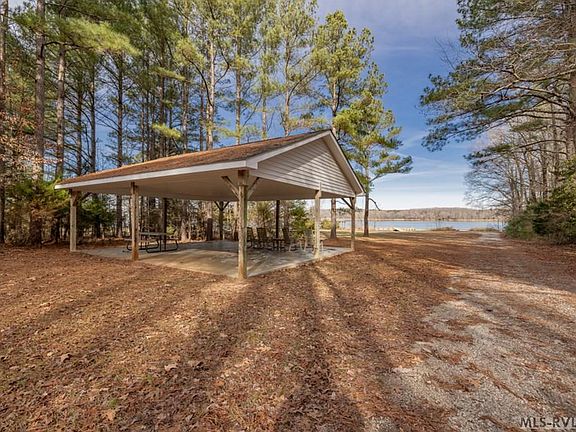 2nd image of 37 Granite Hall Dr