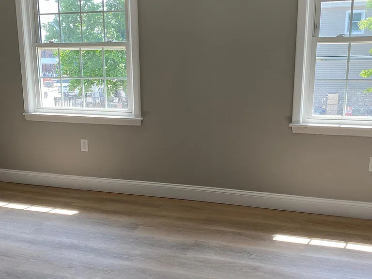 10 Mechanic St — Photo 4