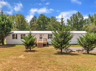305 Griggs Rd, Six Mile, SC 29682