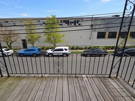 3rd image of 21 Walnut St #2