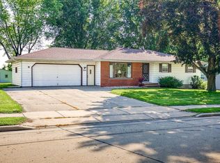 304 Claribel St, Kaukauna, WI 54130