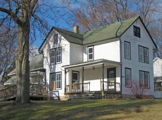 209 W 1st St, Waldo, WI 53093