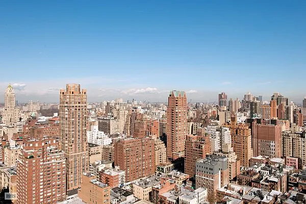 Sold by Brown Harris Stevens | media 26