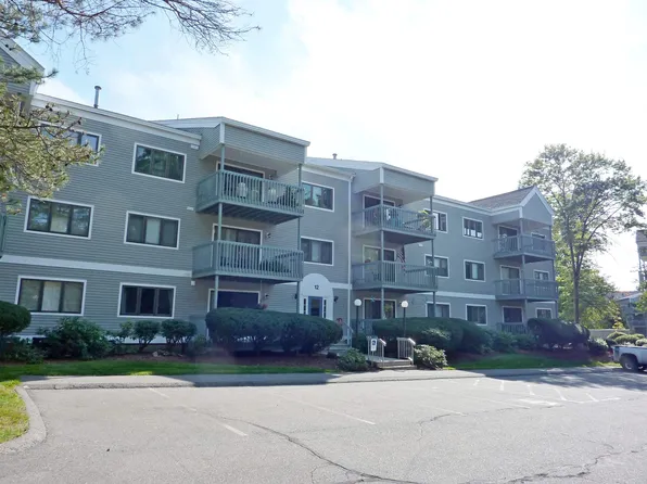 12 Ledgewood Hills Drive #302, Nashua, NH 03062