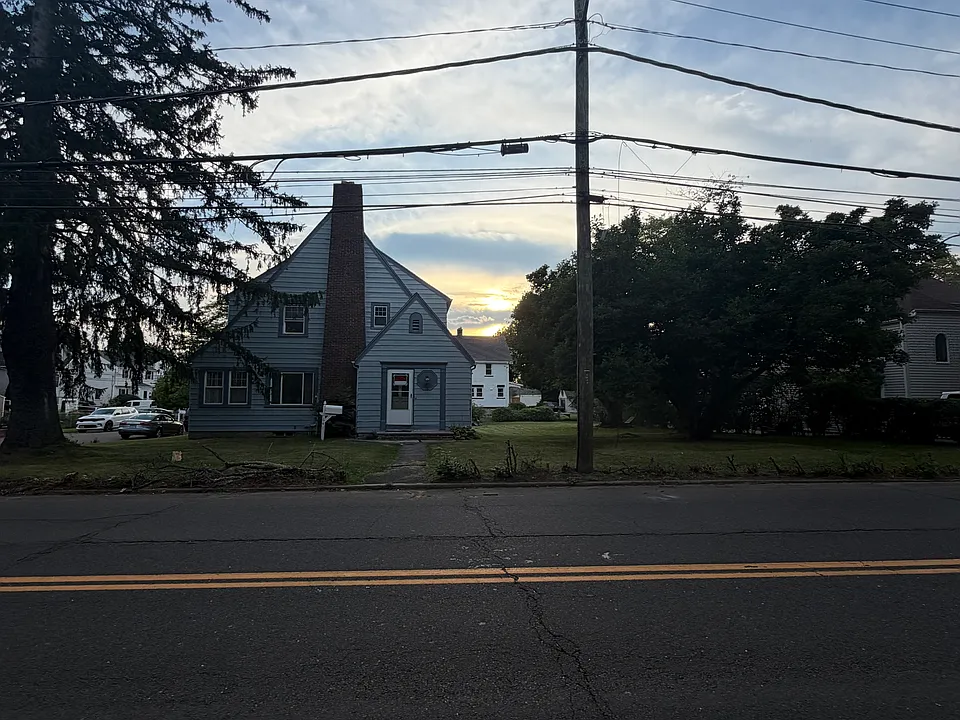 641 Fairfield Ave