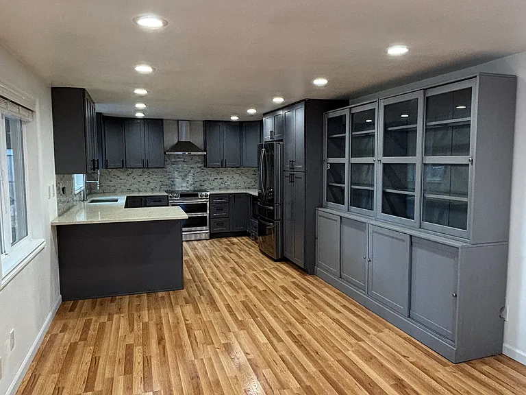 11545 Roosevelt Way NE — Photo 8