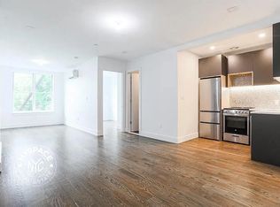 224 Hawthorne St #3B, Brooklyn, NY 11225