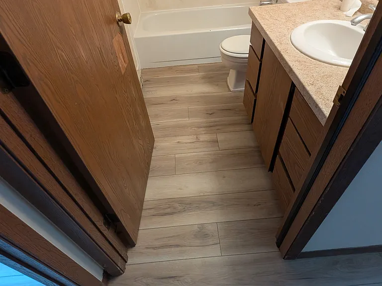 3179 Ridgeway Ave — Photo 8