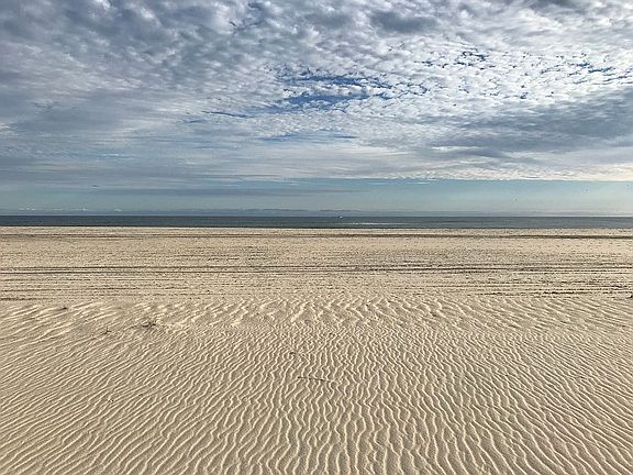 Full private deep beach 