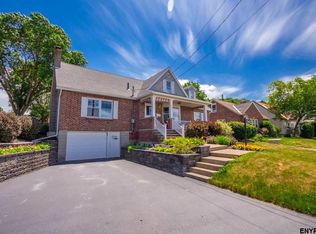 2330 Lenox Rd, Schenectady, NY 12308