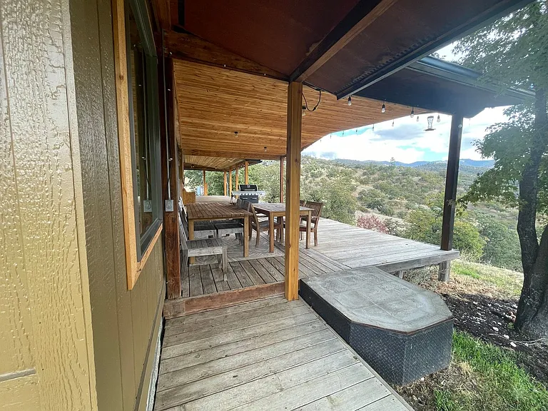 2103 Little Applegate Rd — Photo 12